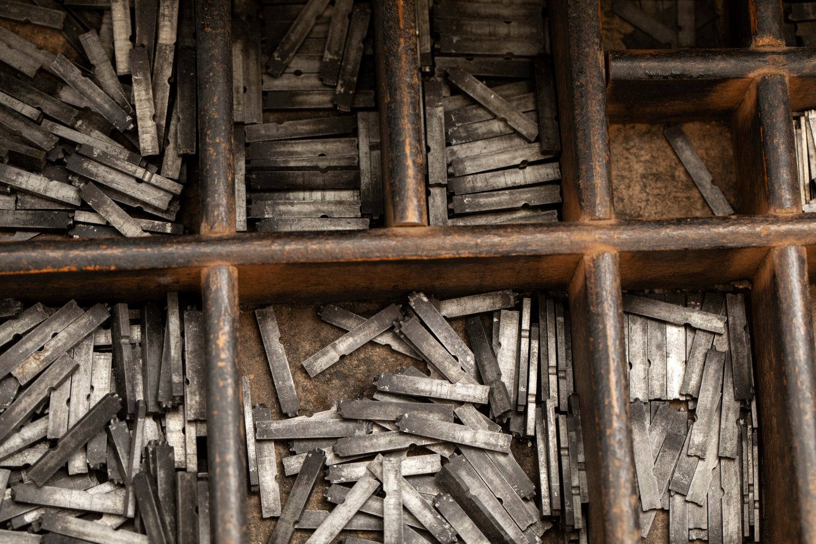 “Global sourcing strategy for industrial raw materials with diverse international suppliers and logistics routes.”“Engineer conducting supplier audit and quality control at a certified raw material production facility.”“Bulk copper and steel materials prepared for export as part of global raw material trading services.”“Shipping containers loaded with industrial metals for international delivery under structured supply contracts.”